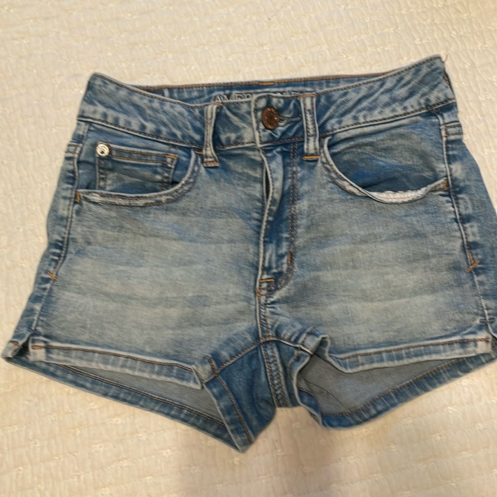American Eagle hi rise shortie